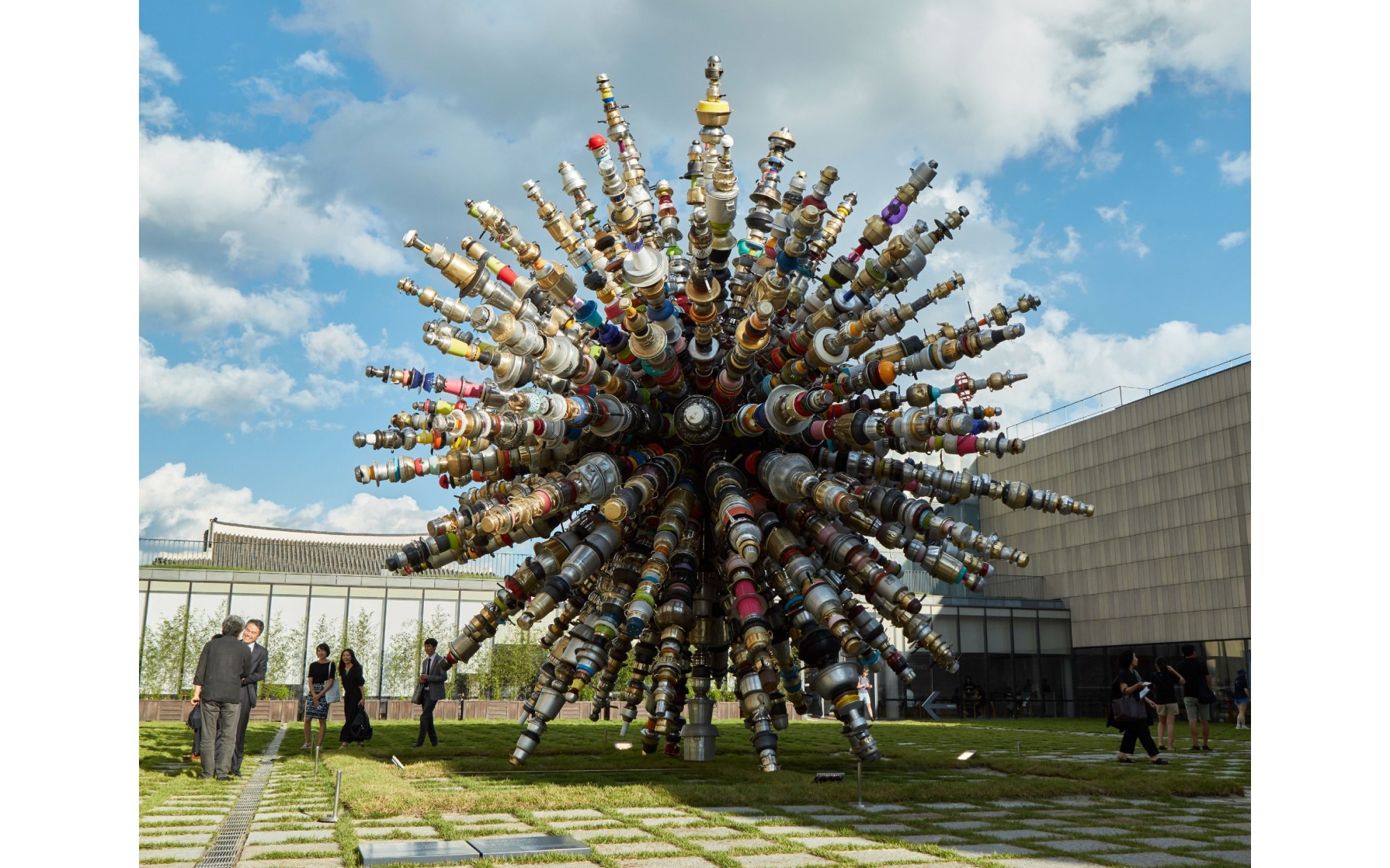 Choi Jeong Hwa, Dandelion, 2018.